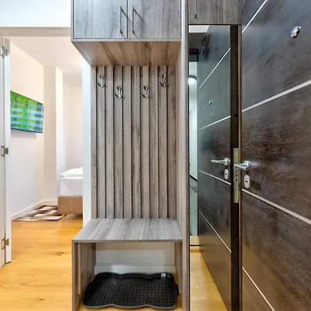 Aurora Lux 24 Zlatibor