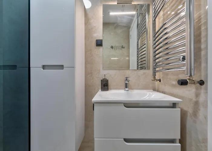 Apartman Aurora Lux 24 *