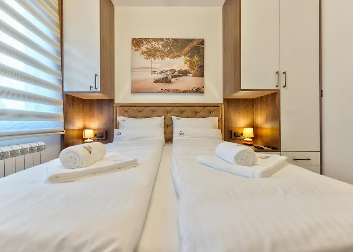 Aurora Lux 24 * Zlatibor